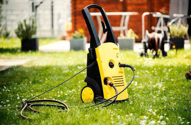 Best Playground Equipment Cleaning  in Rialto, CA